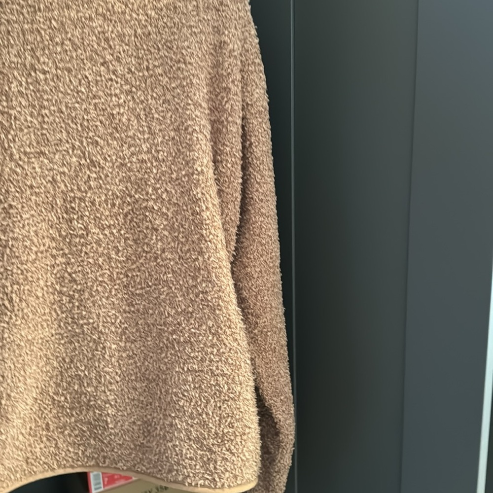 Skims Camel Cozy Knit Pull over Size Small - Picture 5 of 5